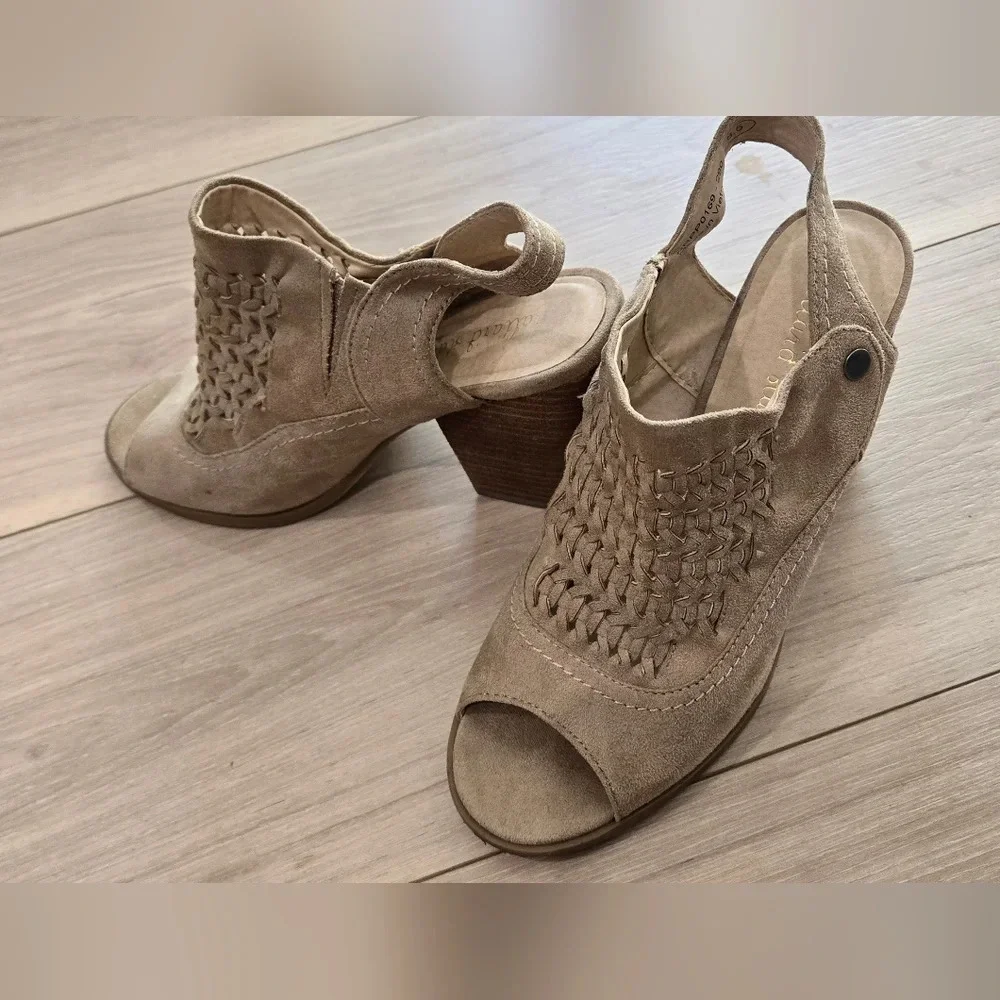 Altar'd State tan sandal heels